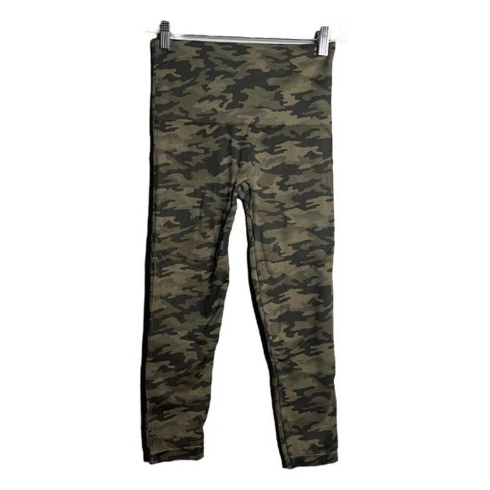 Spanx Pants Womens Large Green Sage Camo Look at‎ Me Now Seamless Crop Leggings